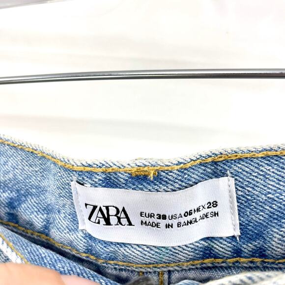 ZARA Blue Cotton Light Wash Distressed Denim Shorts - Picture 4 of 8